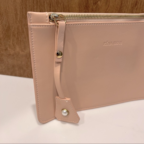 Laura Clutch in Blush by Réna IMAN - Picture 2 of 5